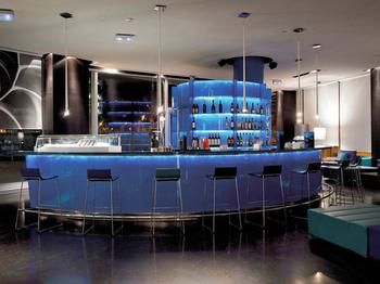 Hotel Bar